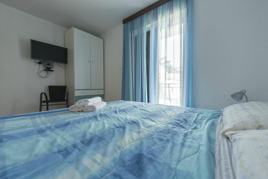 Apartments Jurisevic อูมัค ภายนอก รูปภาพ