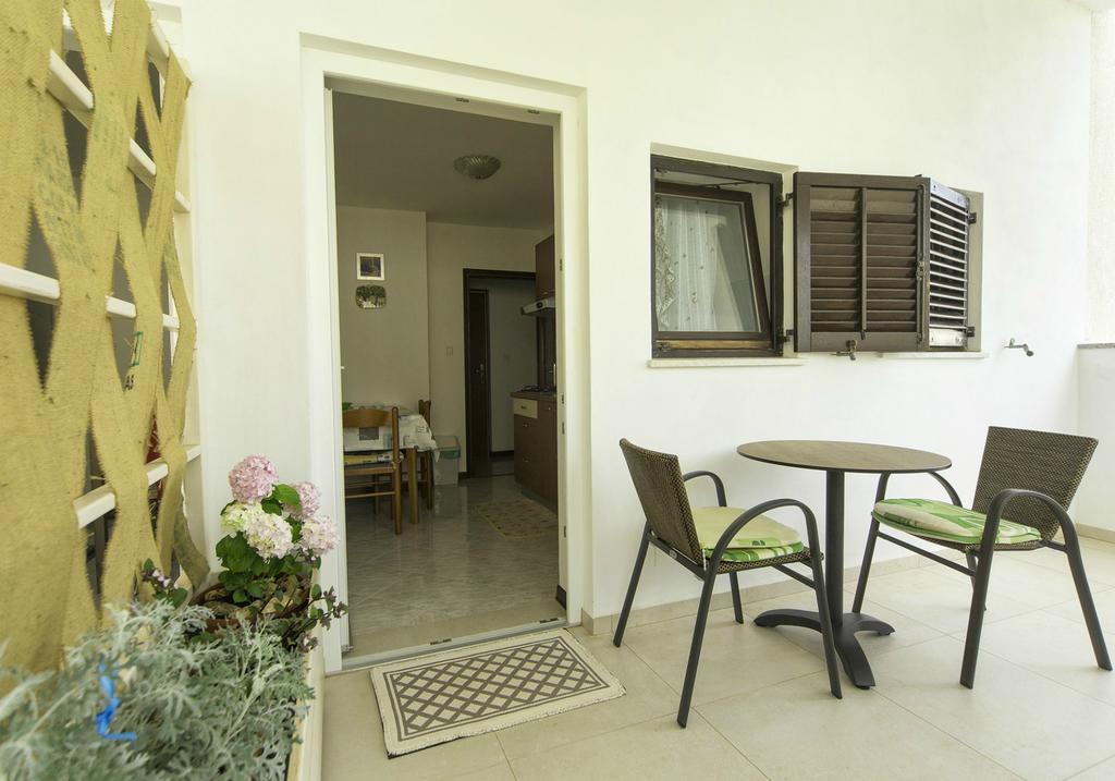 Apartments Jurisevic อูมัค ภายนอก รูปภาพ